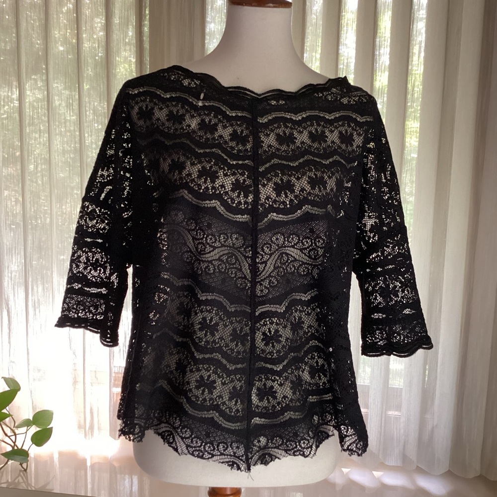 Free People 3/4 sleeve lace pullover blouse, black, loose fit, scallop edge, Sm
